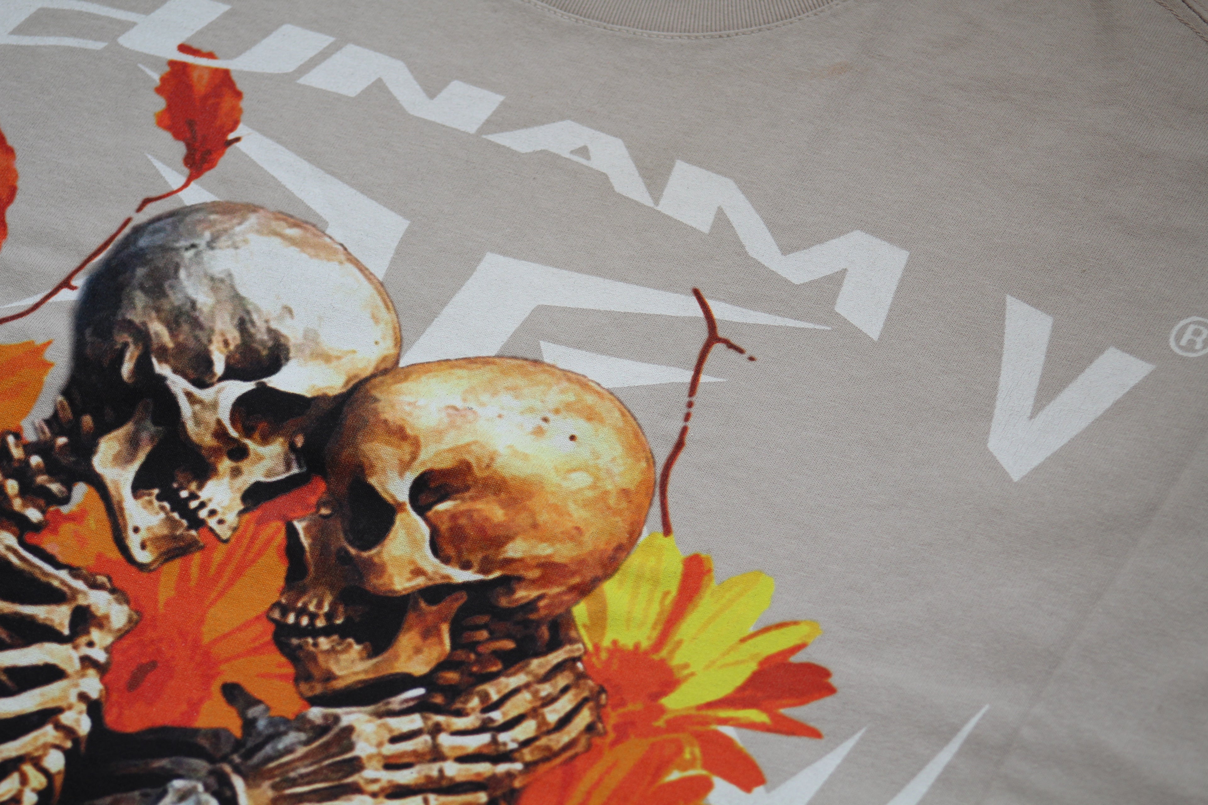 Leunam V Oversized Skeleton Floral Graphic Tee (stone)